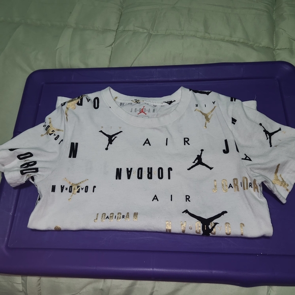 Boys Jordan tshirts - Picture 4 of 11